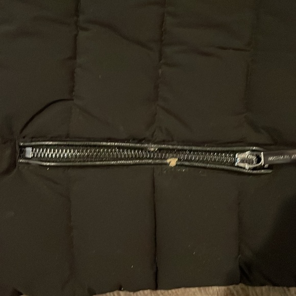 Michael Kors Packable puffer coat with hood - black - size small - Picture 6 of 8